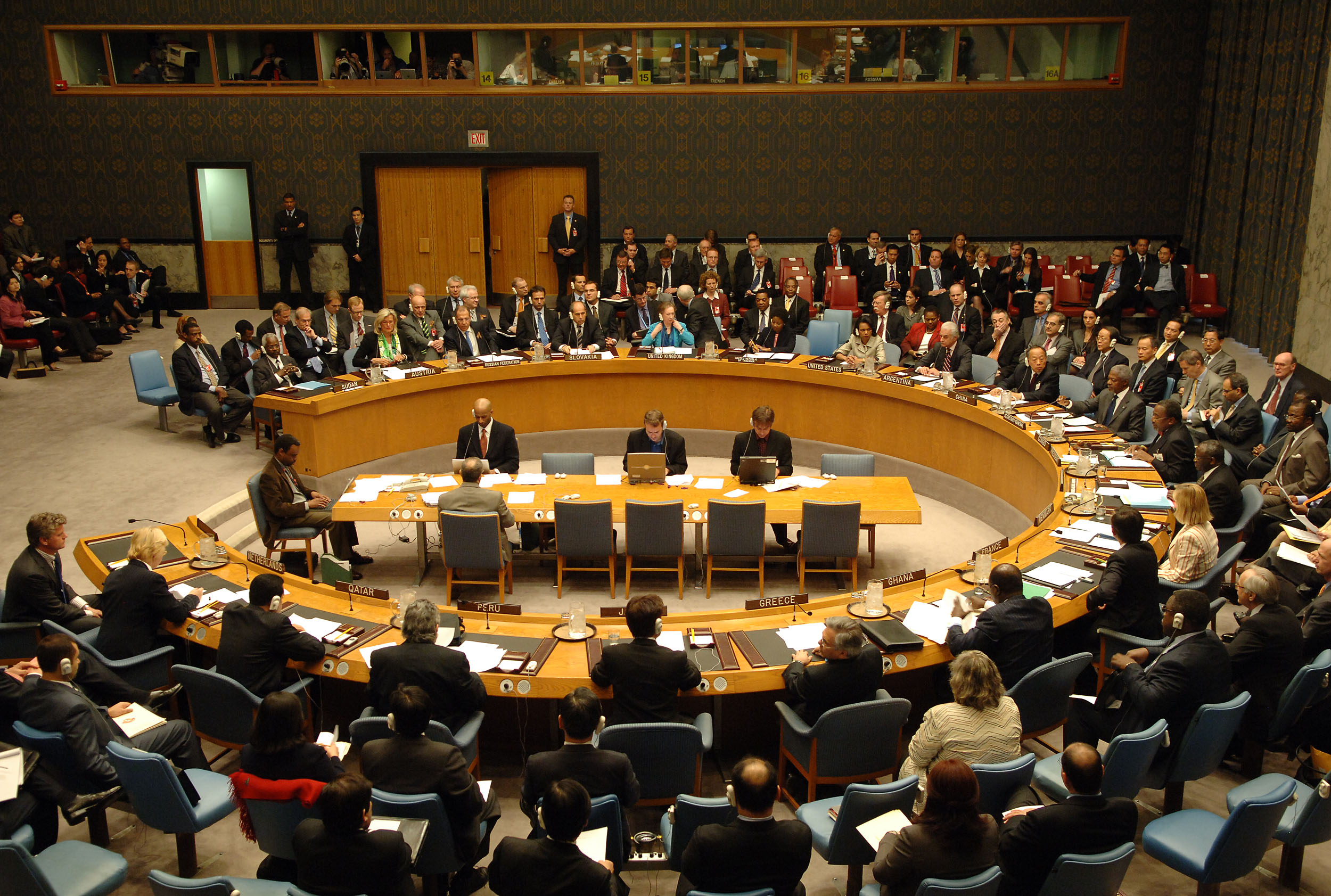   مجلس الأمن يناقش رؤية الرئيس الفلسطيني لعقد مؤتمر دولي للسلام