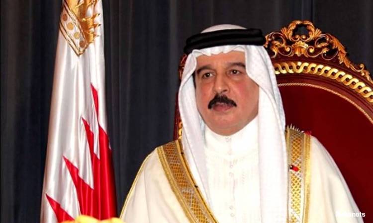   البحرين تعلن تأييد قرار البرلمان المصرى بإرسال قوات من الجيش للخارج