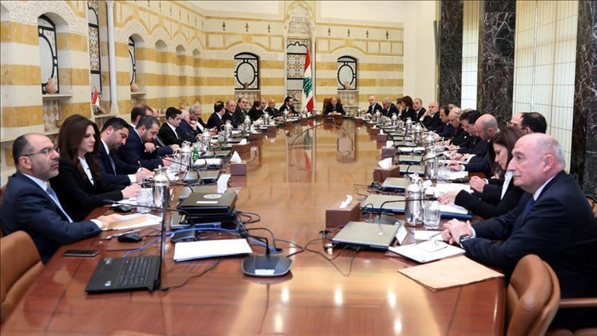   الحكومة اللبنانية مجتمعة – الآن – لبحث تقديم استقالة جماعية