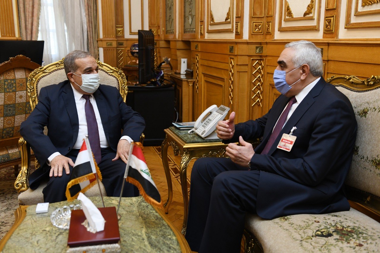   وزير الدولة للإنتاج الحربي يبحث مع سفير العراق بالقاهرة مجالات التعاون