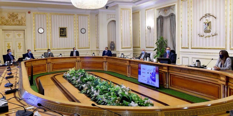 رئيس الوزراء لـ محافظ الجيزة ومدير الأمن: تعاملوا بحسم فمخالفات البناء تهدد الأمن القومي (صور)