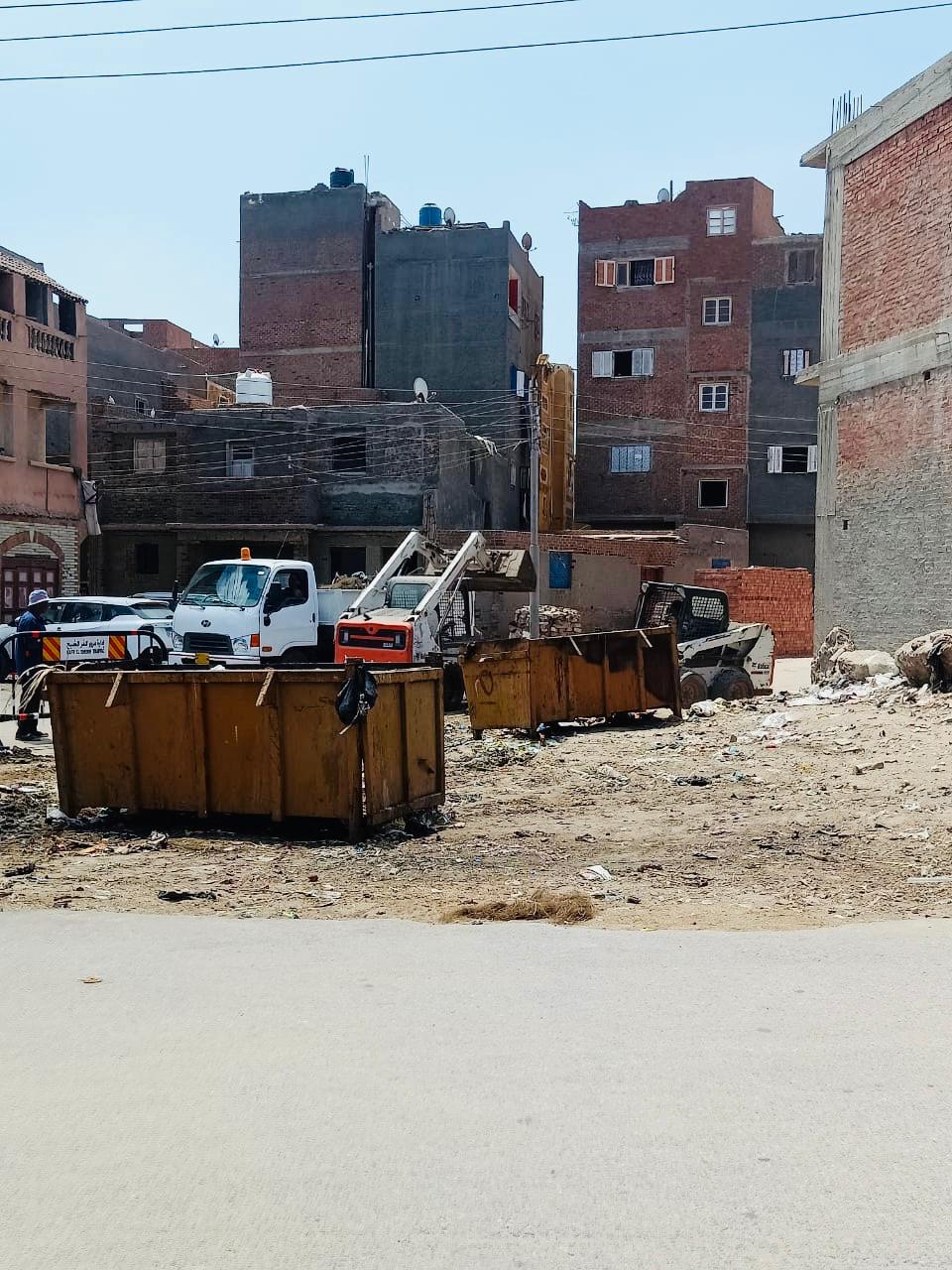   رفع  2254 طنا من  المخلفات والقمامة في كفر الشيخ