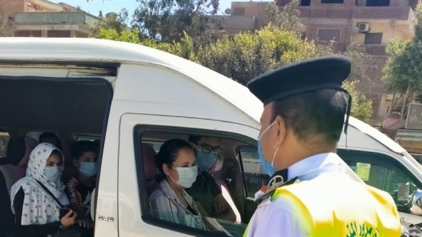   الداخلية: ضبط 1548 سائق نقل جماعي لعدم الالتزام بارتداء الكمامات الواقية