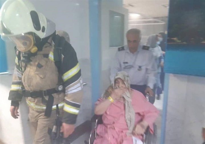   بالصور.. إندلاع حريق في أحد مستشفيات إيران