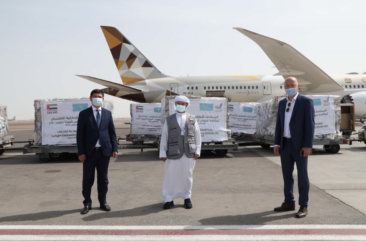   الإمارات ترسل طائرة مساعدات طبية ثالثة إلى كازاخستان لدعمها في مكافحة فيروس كورونا