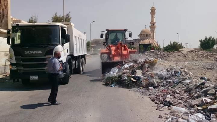   صور|| تكثيف حملات النظافة بمركز و مدينة الإسماعيلية 