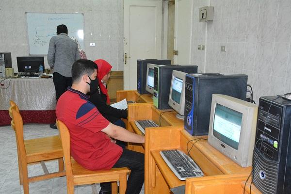   ١٧٠ جهاز حاسب آلي متاح لتسجيل رغبات طلاب التنسيق بجامعة الفيوم