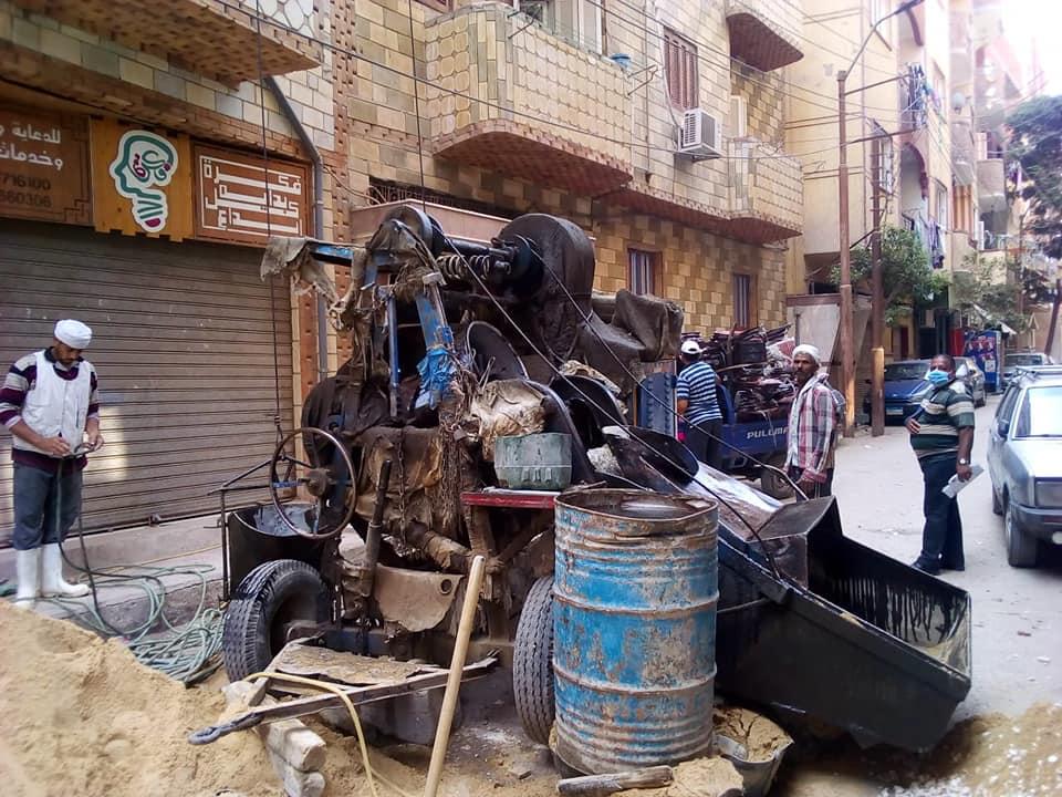   إيقاف أعمال بناء مخالف والتحفظ علي الخلاطة بمدينة بني سويف