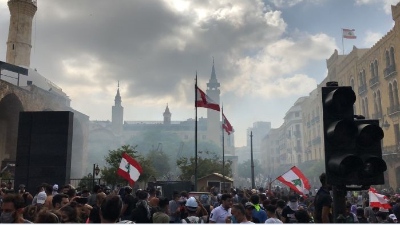   احتجاجات لبنان.. عشرات المعتصمين يخلون مبنى وزارة الخارجية