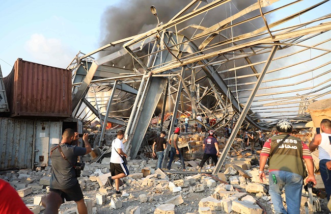   مصدر أمنى لبنانى : مقتل 10 على الأقل في انفجار بيروت