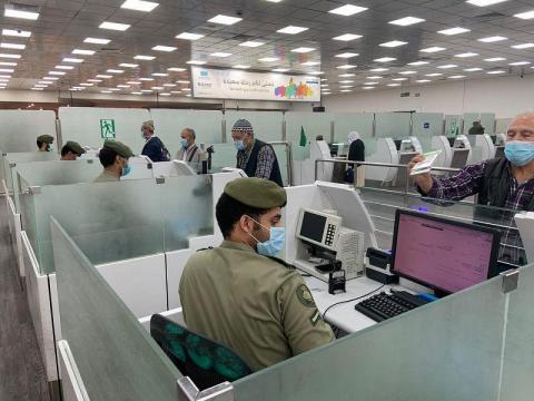   السعودية تمدد صلاحية تأشيرات الخروج والعودة المنتهية