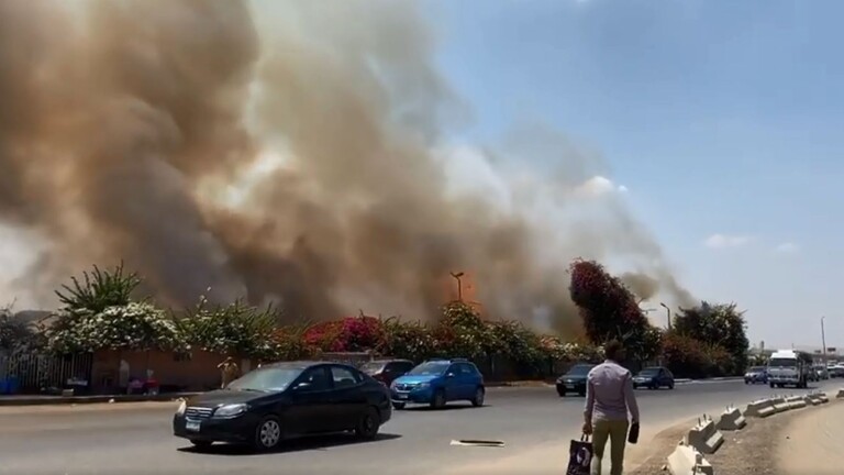   شاهد|| اندلاع حريق كبير في ميدان الرماية بالجيزة