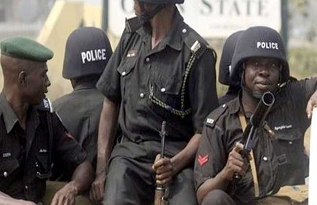   «فرانس برس»: مسلحون يقتلون 6 سائحين فرنسيين في النيجر