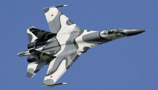   مقاتلة روسية تعترض طائرة عسكرية أمريكية فوق البحر الأسود