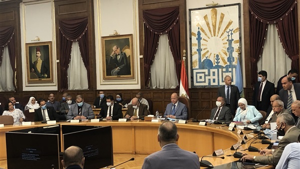   محافظ القاهرة: تطبيق الإجراءات الاحترازية استعدادًا للعام الدراسي