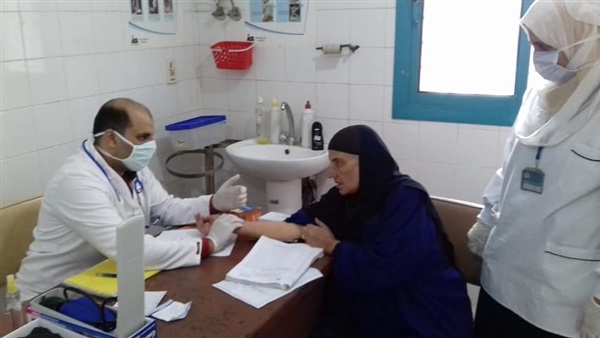   مصر الخير بالمنيا تنفذ قافلة طبية بقريتين ضمن مبادرة حياة كريمة