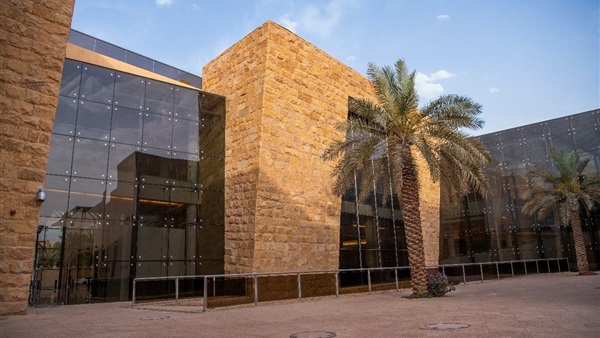   وزارة الثقافة السعودية تُعلن بدء نشاط برنامج «قامة فنية» بمدينة جدة بمشاركة فنانين عالميين وسعوديين
