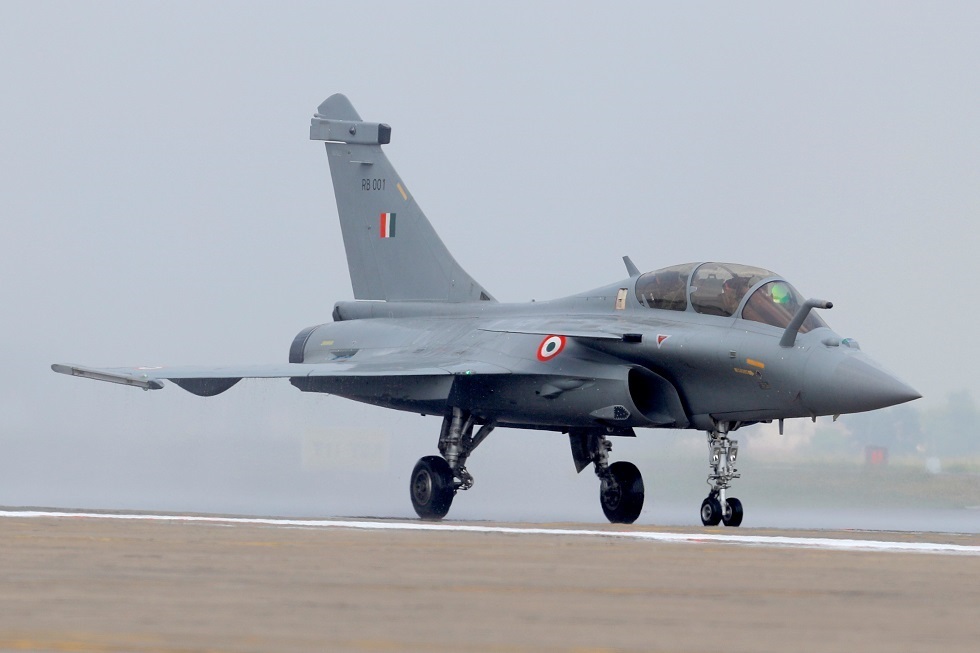   الهند تختبر مقاتلات رافال الفرنسية قرب الحدود الصينية