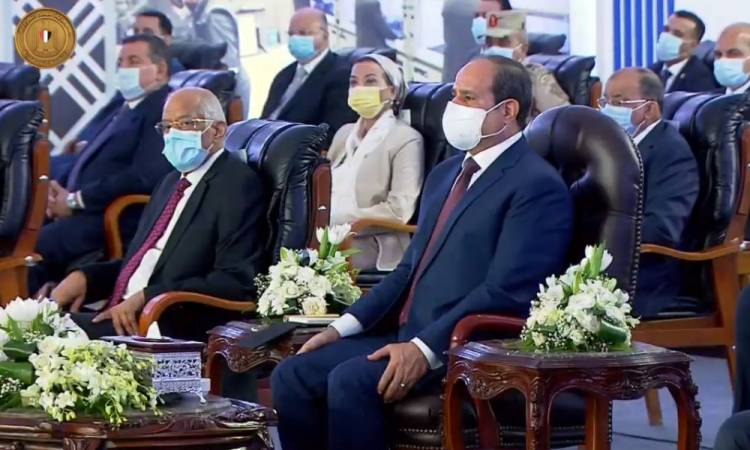   الرئيس السيسى: العالم كله يتحدث عن إنجازات مصر