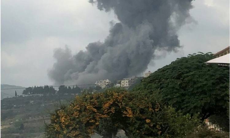   شاهد| اللقطات الأولى لانفجار مخزن أسلحة لـ حزب الله فى بيروت
