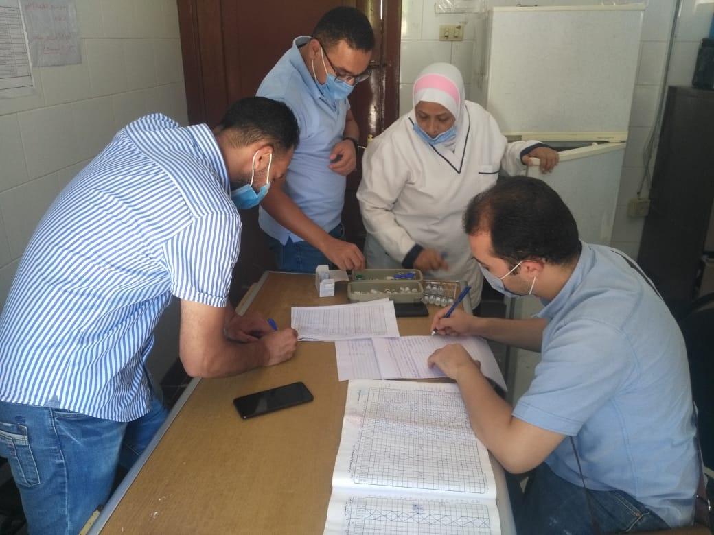   لجنة متابعة الموقف الخدمي بالقرى تتفقد منظومة العمل ببياض العرب شرق النيل ببني سويف