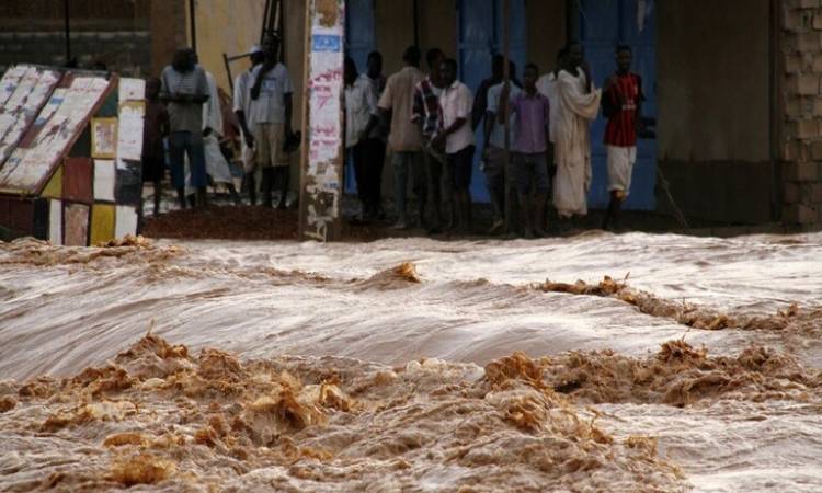   مجلس الوزراء السودانى يوصى بإعلان حالة الطوارئ.. بسبب السيول