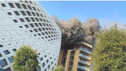   إصابة جديدة فى جسد بيروت الجريحة.. حريق كبير فى مبنى تجارى| شاهد