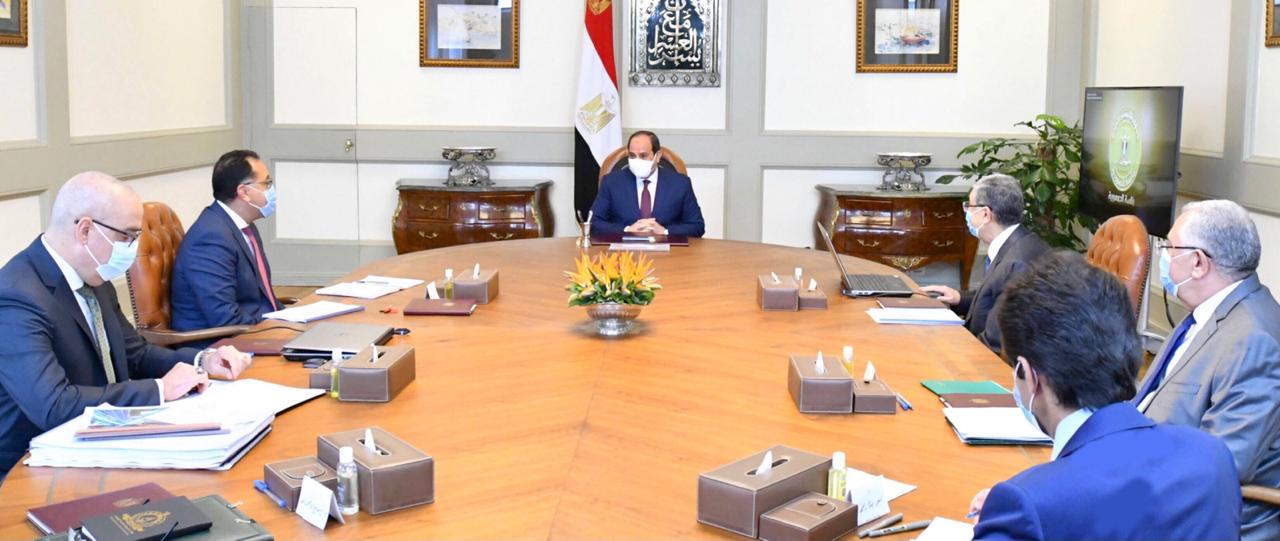   الرئيس السيسى يتابع الموقف التنفيذى لمشروعات تنمية سيناء