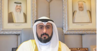   الكويت.. 6 حالات وفاة و729 إصابة بفيروس كورونا