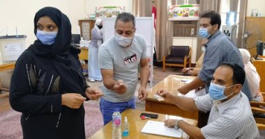   استمرار توافد الناخبين على لجان مدرسة طه حسين الإعدادية بنين بالمنيب