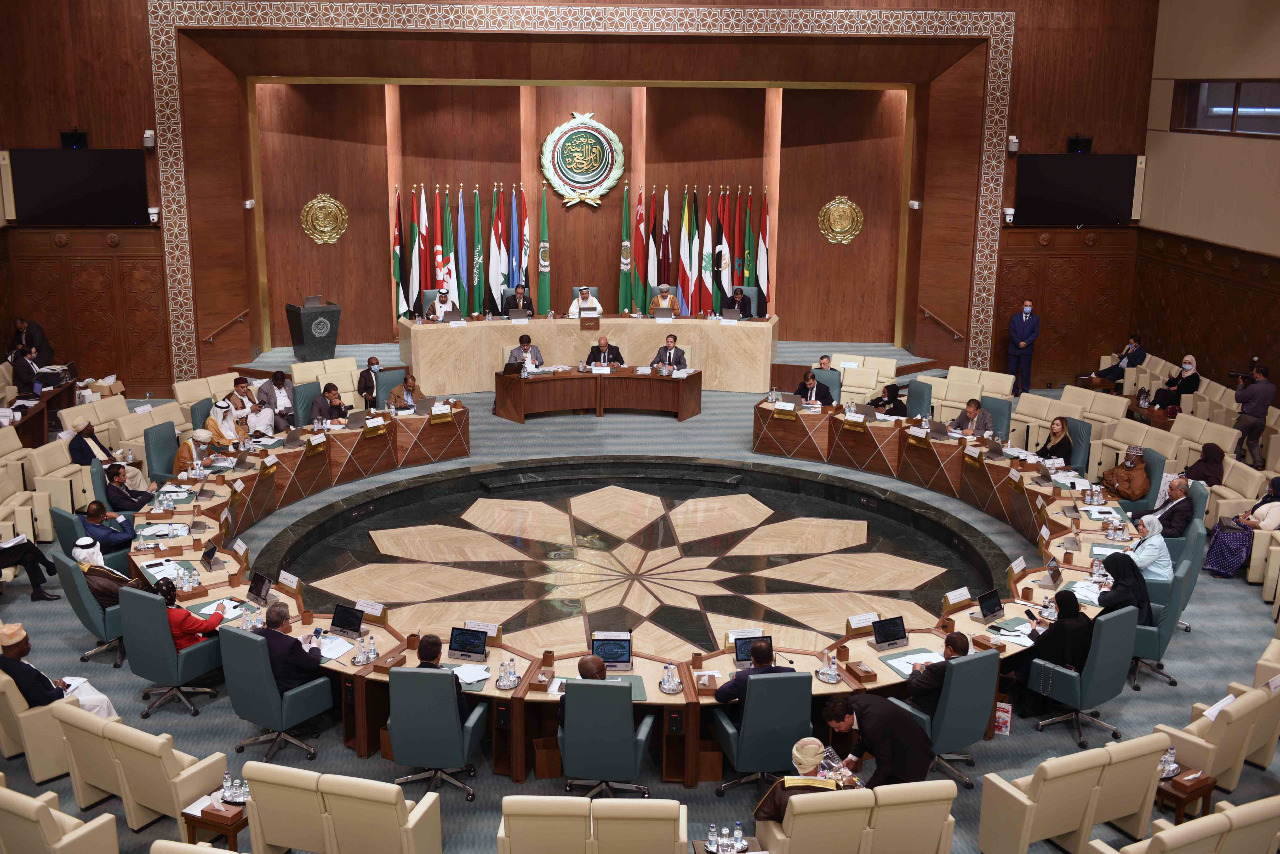  بدء أعمال جلسة البرلمان العربي لبحث التطورات السياسية والأمنية فى المنطقة