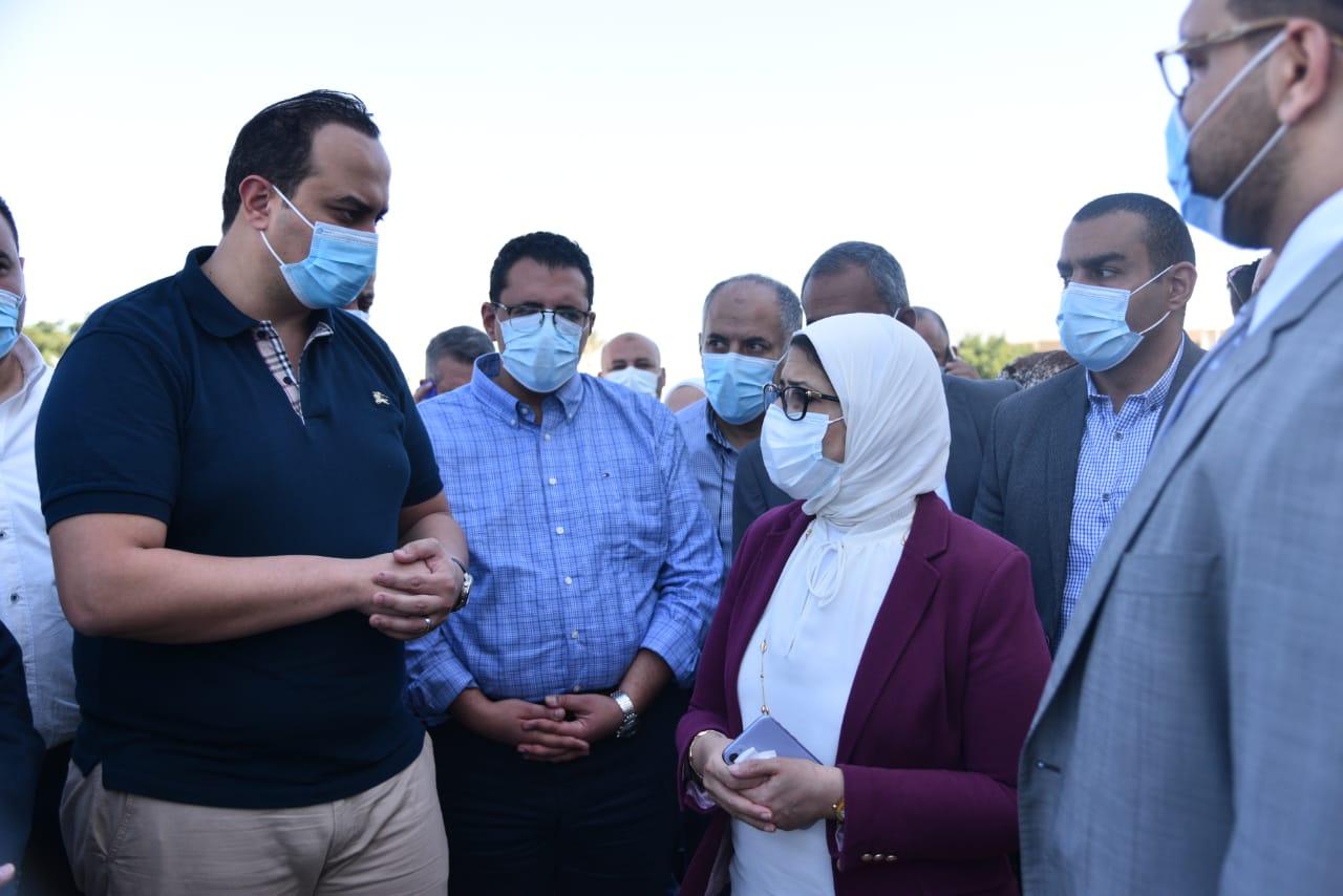   وزيرة الصحة:  تسجيل ٩٣٦ ألف مواطن بمنظومة التأمين الصحي الجديد بالإسماعيلية