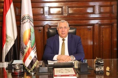   القصير يستعرض جهود الدولة المصرية في تطوير القطاع الزراعي