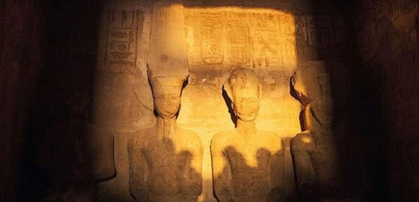   قصور الثقافة تحتفل بتعامد الشمس على وجه تمثال رمسيس الثاني