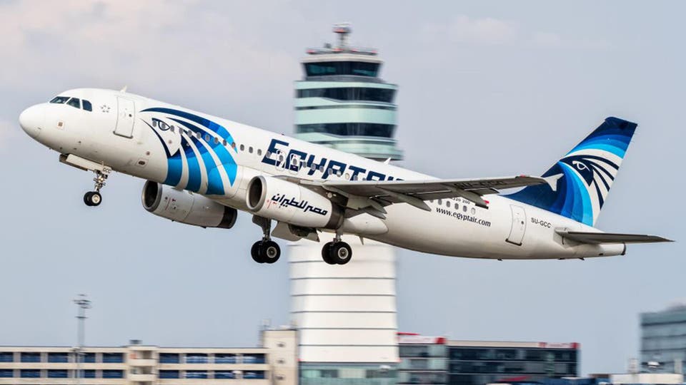   مصر للطيران تسير غدًا ٥٥ رحلة جوية 