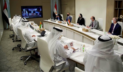   نيفين جامع ووزير الاقتصاد الإماراتى يترأسان الاجتماع المشترك