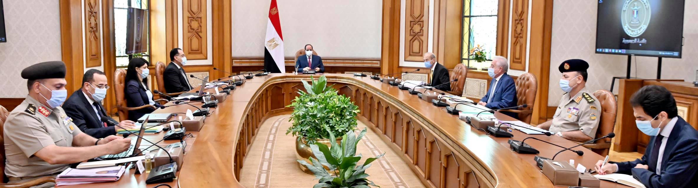   الرئيس السيسى يوجه بإقامة حوار مجتمعى فى المناطق المستهدفة بمشروعات سيناء