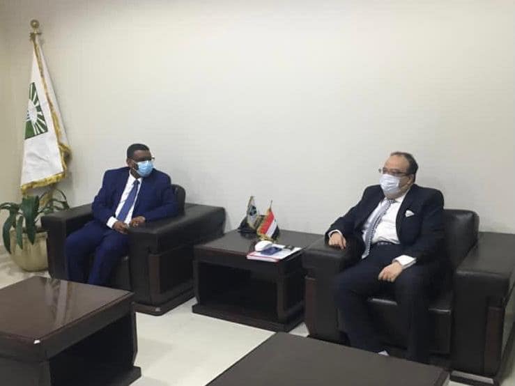   السفير المصري في السودان يلتقي بوالي الخرطوم