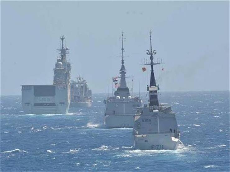   القوات البحرية المصرية واليونانية تنفذان تدريبا بحريا عابرا ببحر إيجه