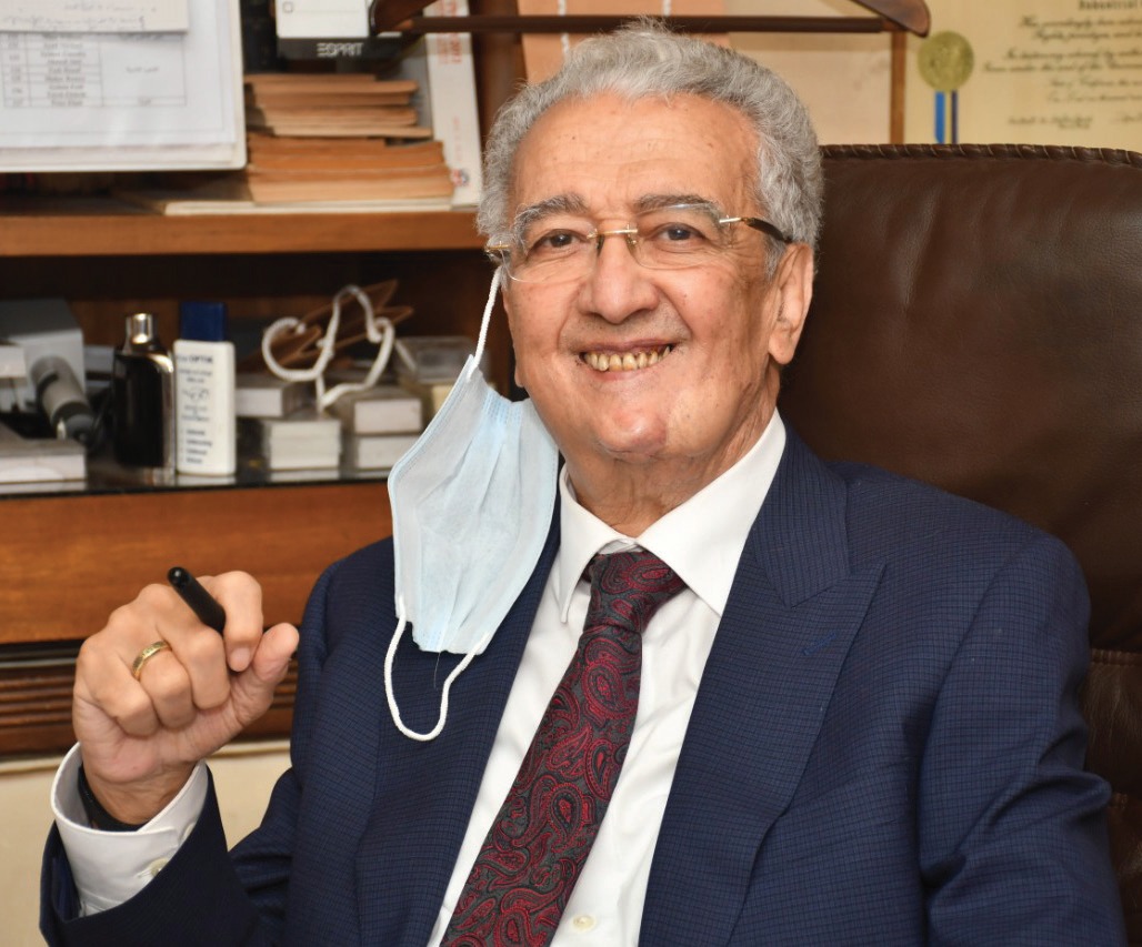  د. نادر رياض: الصناعة فى مصر تشهد أزهى عصورها