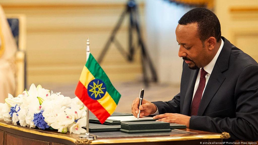   إثيوبيا تقف على حافة حرب أهلية فى تيجراى