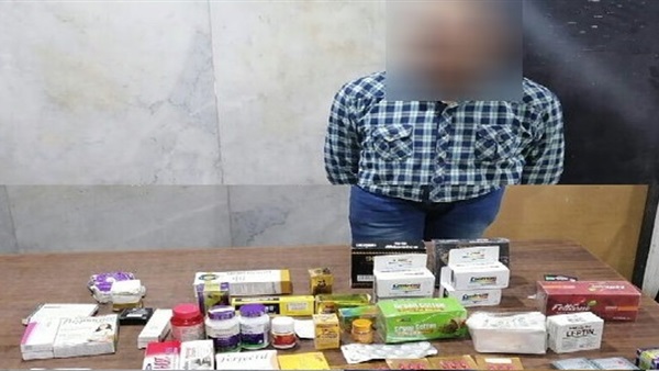   سقوط مدير صيدلية يروج أدوية تؤثر على الحالة النفسية والعصبية فى القاهرة