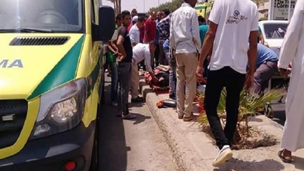   إصابة 7 أشخاص بينهم 3 أطفال من أسرة واحدة في إنقلاب سيارة ببني سويف