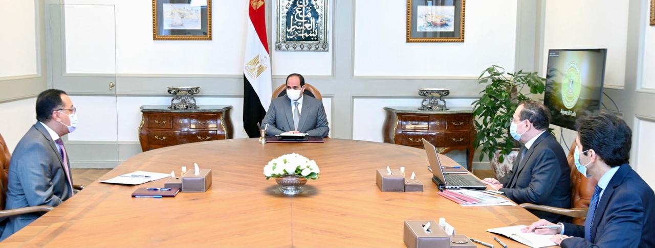   بسام راضى: تفاصيل اجتماع الرئيس عبد الفتاح السيسى برئيس الوزراء ووزير البترول