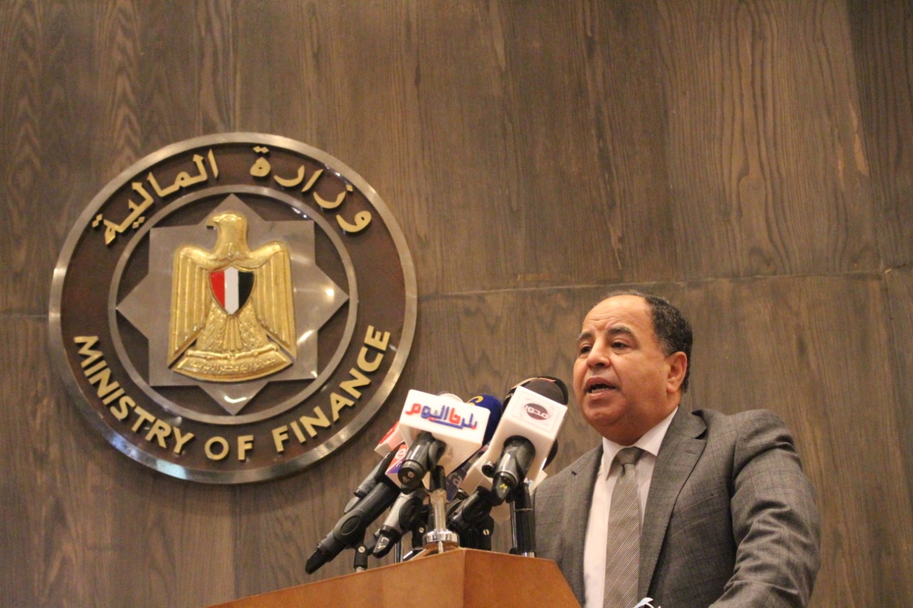   «معيط»: عرضنا على الرئيس السيسى.. أول فاتورتين إلكترونيتين فى تاريخ مصر