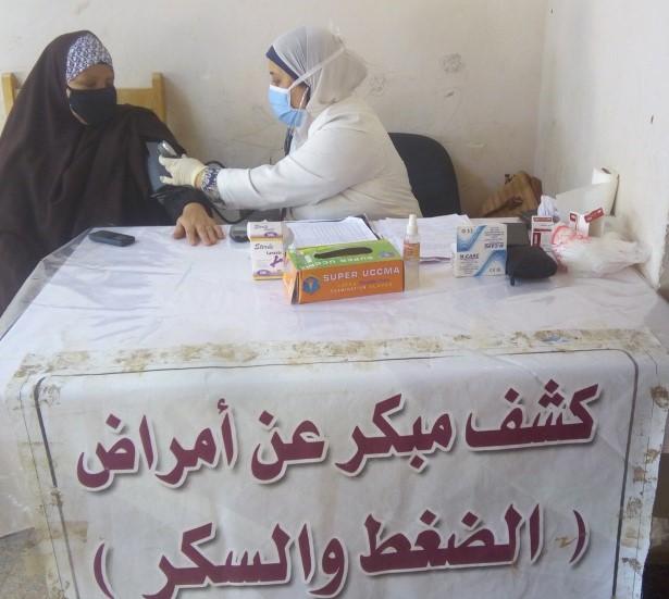   محافظ بني سويف فحص وتوفير العلاج بالمجان لأكثر من  1000 مواطن بقرية أبوصالح