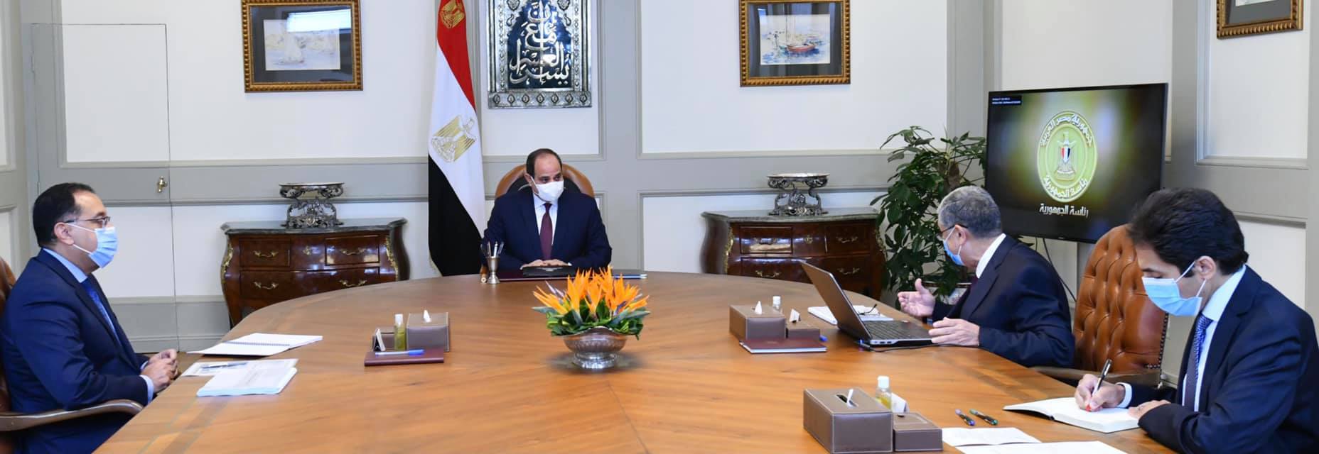    الرئيس السيسى يتابع مشروعات الربط الكهربائى مع دول الجوار