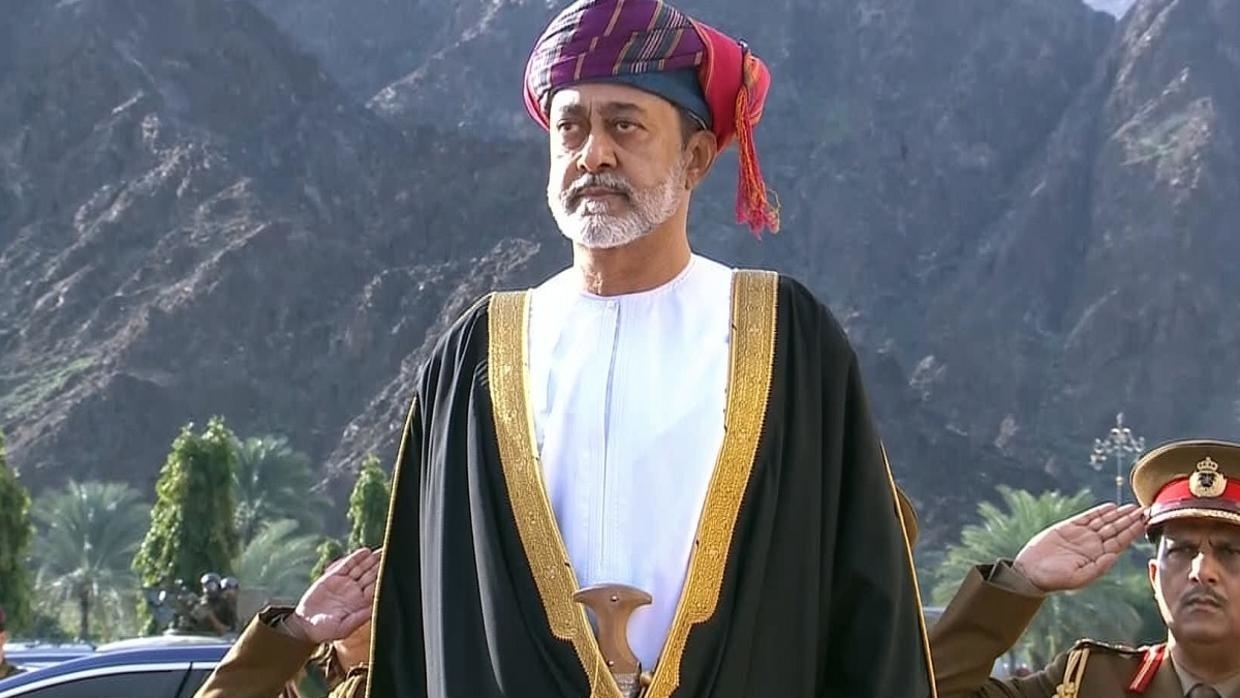   سلطان عُمان يعزى ملك البحرين والرئيس الفلسطينى
