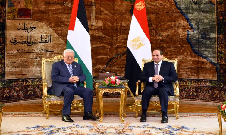   عباس يزور القاهرة غدا للقاء الرئيس السيسى