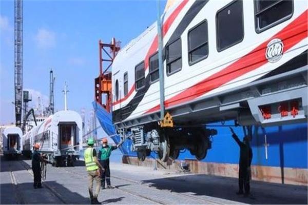   وصول دفعة جديدة من عربات السكة الحديد الروسية ميناء الإسكندرية